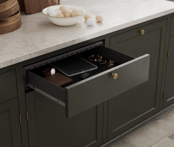 Chubbsafes EverydaySafe™ Unity Biometric Fingerprint Protection with Multi-Layered Burglary Safe 